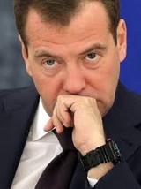 Медведев назвал расследование о себе "лживым продуктом политических проходимцев"