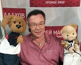Звезда 80-х Михаил Муромов своими руками излечил тяжелую болезнь