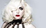 Леди Гага рассказала, чем она лучше Мадонны