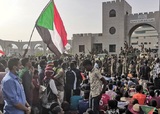 Министр обороны Судана объявил о смене власти в стране