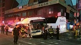 Грузовик въехал в толпу людей в Нью-Йорке, погибли восемь человек