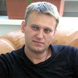 Суд объяснил, почему не отправил в колонию Алексея Навального