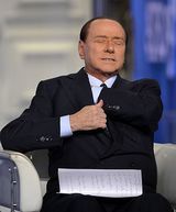 Сильвио Берлускони приступил к работам в доме престарелых