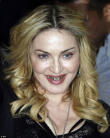 Стоп-кадр: Мадонна показала, что не удаляет волосы на теле (ФОТО)