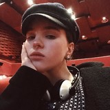 "Давно состою в новых отношениях": дочь Гузеевой сделала признание в соцсетях
