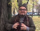 Историк моды Александр Васильев ответил недовольной его "модным приговором" Дакоте