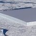 Ученые NASA обнаружили странный айсберг идеальной формы