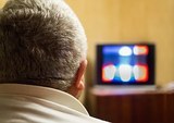 Медики напомнили о вреде регулярного употребления пищи за просмотром телевизора