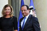 Измена президента Олланда: актрису подсунула мафия?