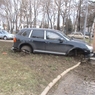 Житель Владимира на автомобиле врезался в стелу на площади Победы