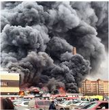 Пожар в торговом центре Казани локализован: один человек остается под завалами