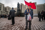 Почему украинцы отрезали Ленину голову и бегут в Европу? (ФОТО)