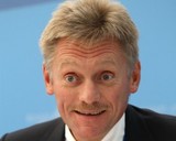 Песков признался, что краснеет перед Путиным