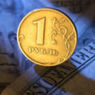 ЦБ РФ повысил курс рубля по отношению к доллару и евро