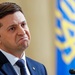 Зеленский сравнил Порошенко с туристом, который тащит из отеля тапочки и полотенца