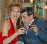 Плевать на коронавирус: как Ольга Прокофьева и Борис Смолкин целовались на ток-шоу "России 1"