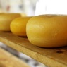 Ученые доказали, что сыр помогает контролировать уровень сахара в крови
