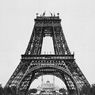 Террористы пытались взорвать Эйфелеву башню и Лувр