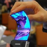 Samsung выпустит «гибкий смартфон» в октябре