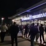 Более 200 человек задержаны после беспорядков в аэропорту Махачкалы