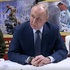 Путин: РФ готова приостановить боевые действия и пустить СМИ в зоны окружения противника
