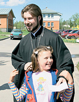 Защита духовника "Зенита" собирает подписи православных