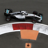 Формула-1: Хэмилтон показал лучшее время второй практики в Сочи