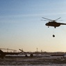 Ямальская метель заставила вертолет сесть прямо на автотрассу