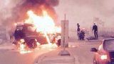 Боевики ИГ взорвали автомобиль главы Адена, чиновник и еще 7 человек погибли