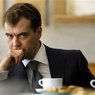 Медведев распределил средства на реконструкцию научных учреждений