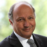 Глава МИД Франции принимает коллег в венском отеле «Бристоль»