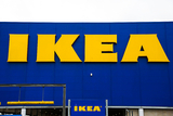 IKEA предложила помочиться на страницу журнала ради скидки