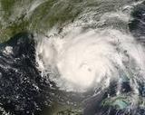 Миллионы людей покидают Флориду из-за урагана "Мэтью"