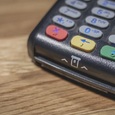 Карты Visa и Mastercard могут отключить в России