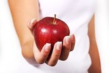 Японские ученые подтвердили, что яблоки являются эффективным сжигателем жира