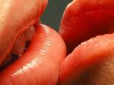 Не отказывайтесь от поцелуев во время гриппа – медики