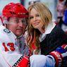 Дана Борисова обвинила продюсера хоккейного клуба в невыплате денег за пиар-роман