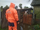 Мощный селевой поток под Красноярском  "похоронил" два общежития: 12 погибших