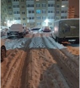 Петербуржцы не поверили "идеальному" отчету Смольного об уборке на фоне снежных заносов на дорогах