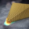 Физикам удалось расплавить золото при комнатной температуре