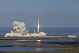 SpaceX запустила ракету со спутниками для раздачи интернета по всему миру