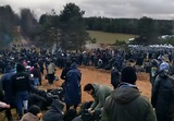 Литва направляет к границе войска из-за «самоорганизации» в Беларуси тысяч мигрантов-нелегалов
