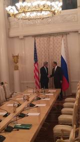 Лавров и Керри начали переговоры в Москве