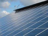 Илон Маск представил невидимые солнечные батареи будущего для крыш домов