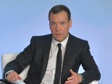 Медведев утвердил повышение социальных пенсий на два процента