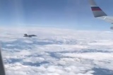 Появилось видео сопровождения истребителями самолёта с российской делегацией