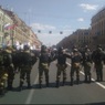 На первомайских шествиях в Петербурге начались задержания