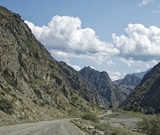 На таджикско-узбекской границе произошло нападение на погранзаставу