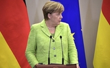 Рейтинг блока Ангелы Меркель упал до уровня 2011 года