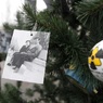 Новогоднюю ёлку в Припяти украсили фотографиями бывших жителей